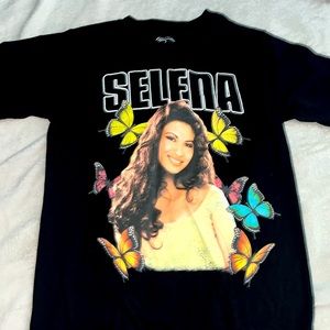 selena T shirt